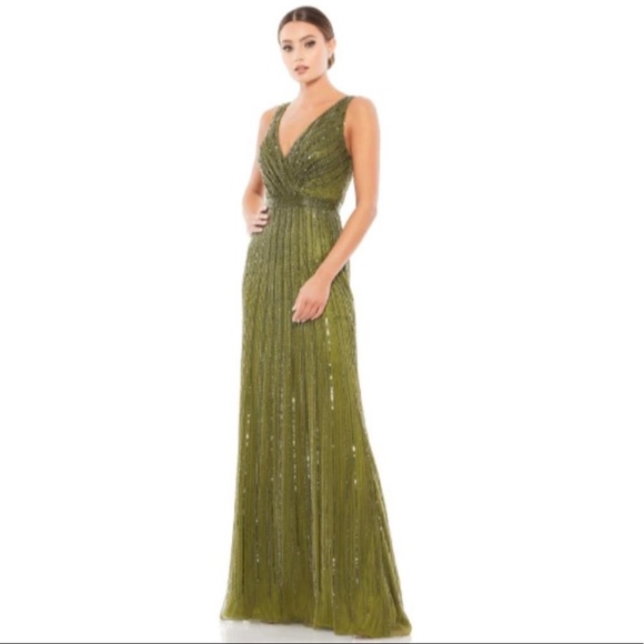 MAC DUGGAL Sleeveless Surplice V-Neck Beaded A-Line Gown in Olive Size US 12 - Picture 1 of 5